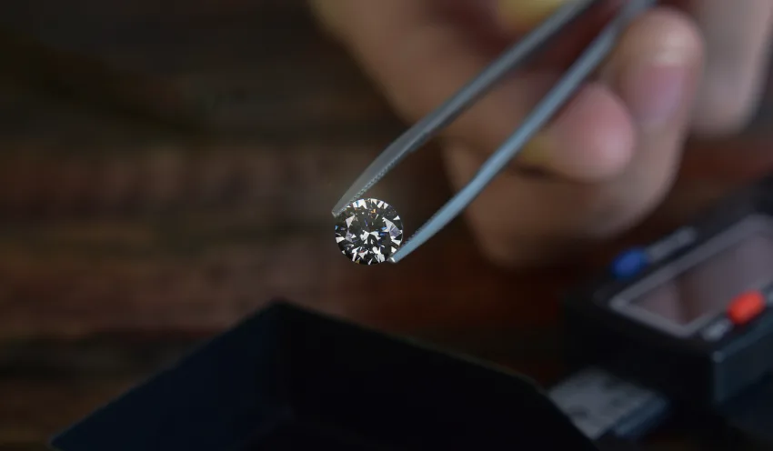diamond education New York, learn diamond quality NYC, jewelry buying guide New York, cut color clarity diamonds